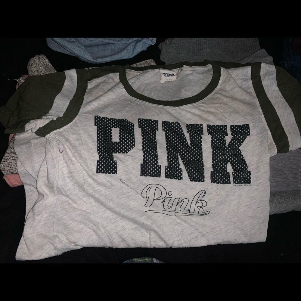 Tops, sweaters, sweats